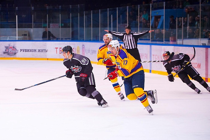 Фото Александра ЗЫРЯНОВА