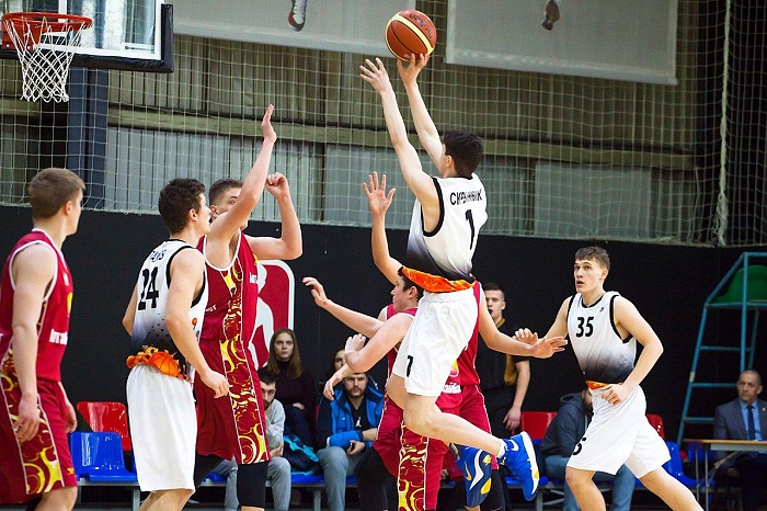 Фото Александра ЗЫРЯНОВА