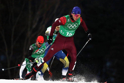 Большунов лидирует в опросе Министерства спорта