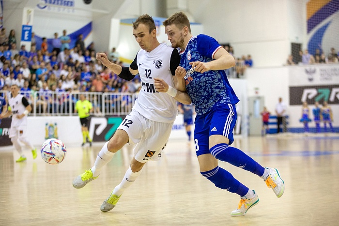 Бывший игрок мини-футбольного клуба «Тюмень» Сергей Крыкун: «Дима Шведко — парень со стержнем. Он должен был зацепиться за свой шанс в «Газпром-Югре»