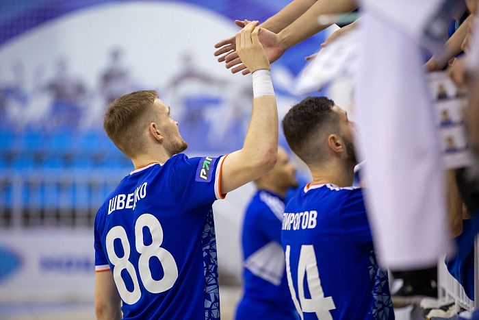 Бывший игрок мини-футбольного клуба «Тюмень» Сергей Крыкун: «Дима Шведко — парень со стержнем. Он должен был зацепиться за свой шанс в «Газпром-Югре»