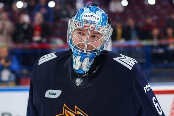 Хоккейный вратарь Александр Судницин стал играющим тренером магнитогорского «Металлурга»