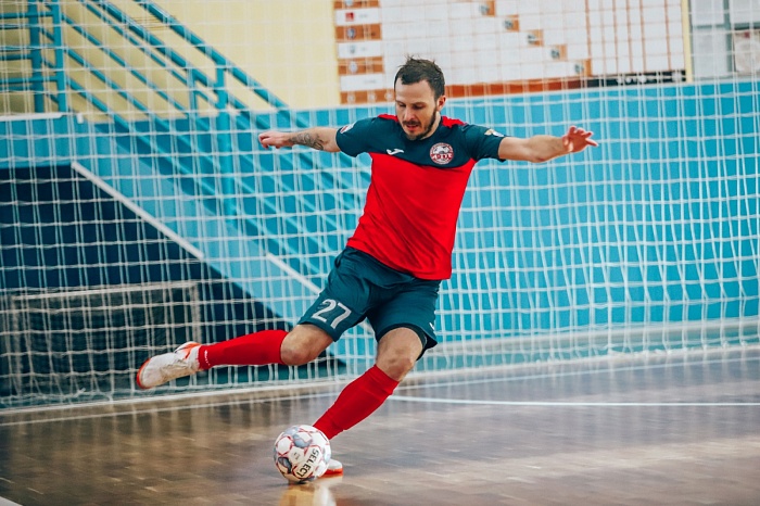 Экс-игроки МФК «Тюмень» Иван Бахур и Дмитрий Семикин выступят в финале первенства страны среди клубов 1-й лиги