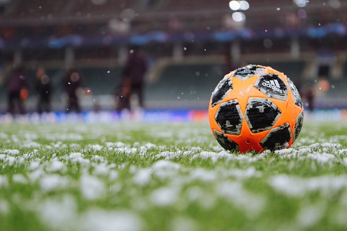 В Кубке регионов по футболу лидируют дублёры и банкиры