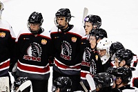 Молодёжная хоккейная команда «Тюменский Легион» уступила на домашнем льду сопернику из Магнитогорска