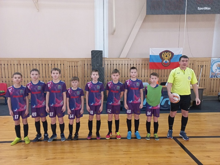 Ишимская «ШФМ» разгромила «Спринт» из Викулово в матче первенства Тюменской области по мини-футболу