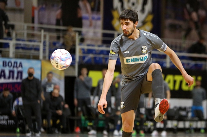 Артём Антошкин забил больше всех за МФК «Тюмень» в 2021 году