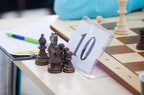 В Будапеште заставил капитулировать Чики