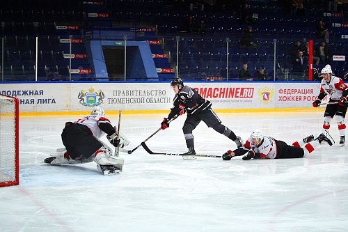 «Тюменский Легион» уступил в Омске