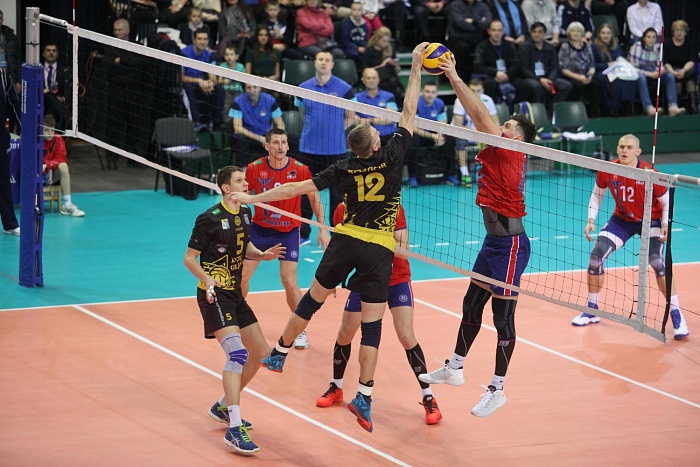 В Питере сыграют раньше всех