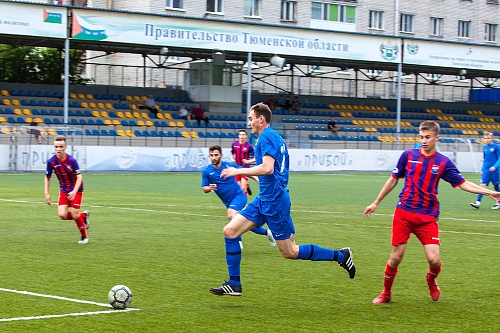 Футбольный клуб «Прибой» сокрушил «инопланетян» в открытом чемпионате Тюмени