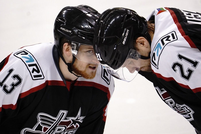 Тюменский хоккейный клуб «Рубин» обыграл команду из Верхней Пышмы и вышел в плей-офф!