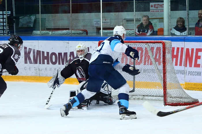 Дмитрий Гоголев: «Правильно среагировали на пропущенную шайбу»