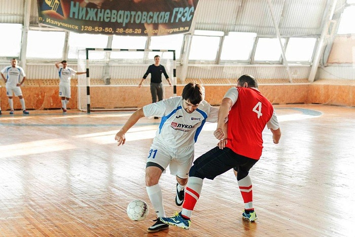 «Б.А.М.» разошелся миром с лидером