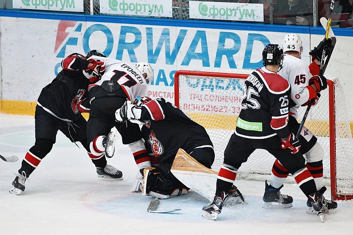 Фото Владимира ОГНЁВА