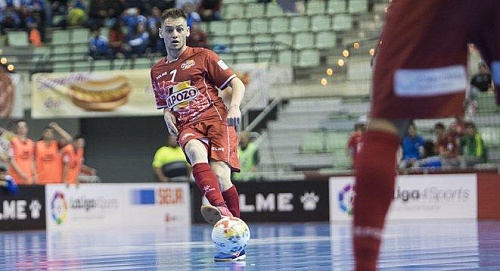 Экс-тюменцы «зажигают» в Испании