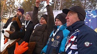 «Заводские» победили в снежном волейболе