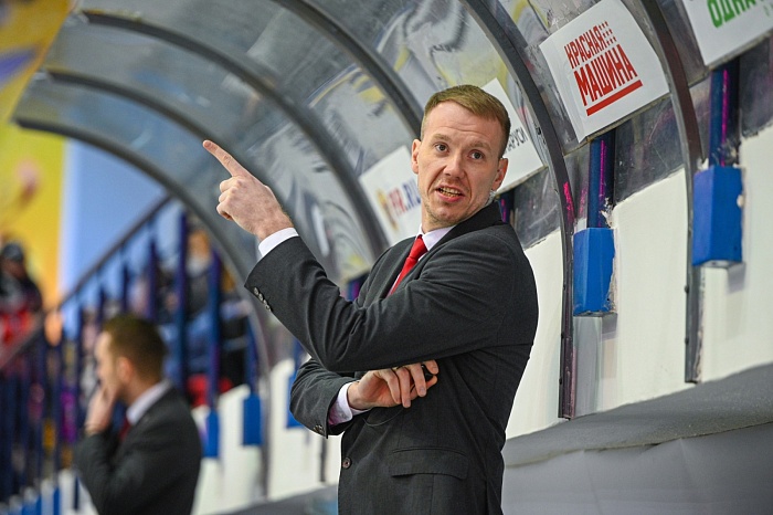 Тренер тюменского хоккейного клуба «Рубин» Константин Фаст: «Победили благодаря концентрации и вере в себя»