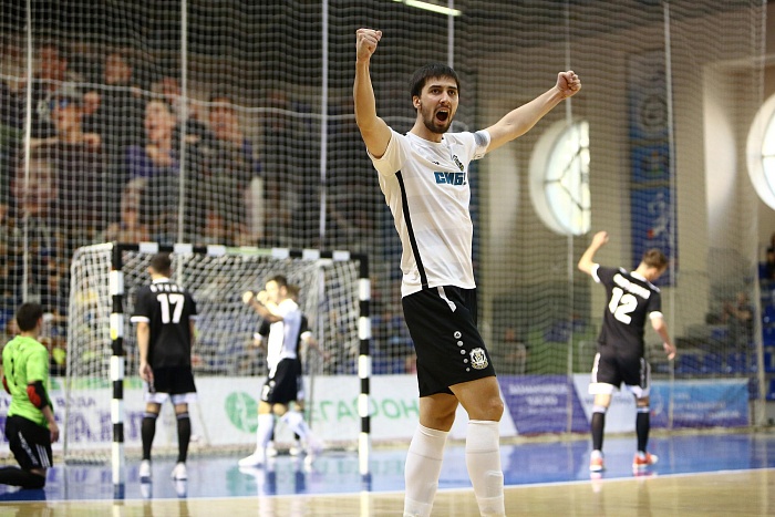 Кто стал лучшим спортсменом области в октябре?