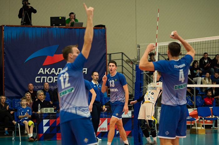 Волейболисты «Тюмени» вновь обыграли «Локомотив-Изумруд»! Судьба золотых медалей решится в пятом матче