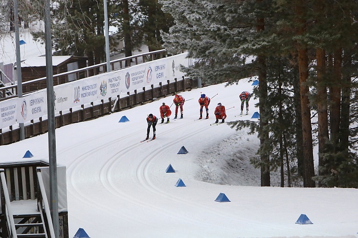 Второй этап Кубка России по лыжным гонкам в Тюмени. Женщины. Спринт
