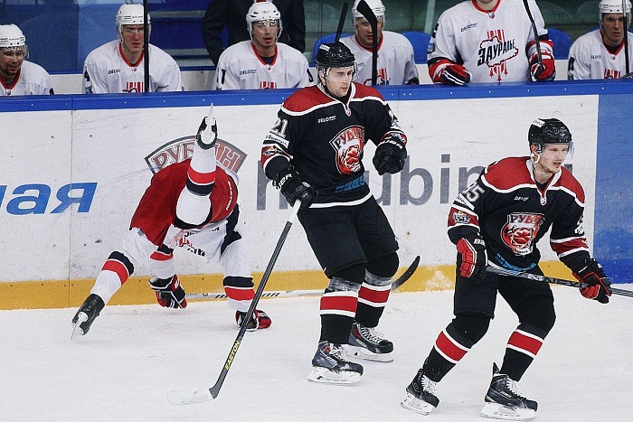 Фото Владимира ОГНЁВА