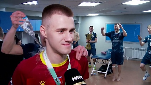 В Тюмени круто дебютировал новый турнир - PARI-Кубок Лиги по футзалу! Рассказываем, как это было