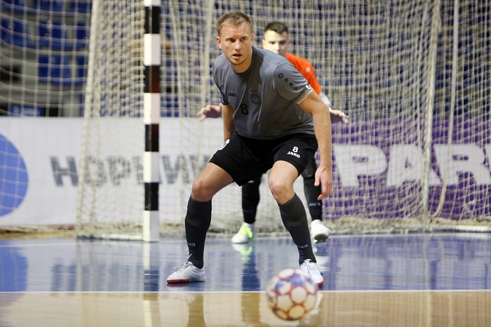 Защитник мини-футбольного клуба «Тюмень» Александр Упалёв: «Категорически не хватало ударов, можно было чаще бить по воротам»