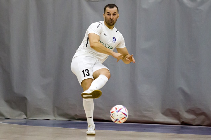 Двукратный чемпион России по мини-футболу Евгений Мишарин: «Такая вот ирония судьбы, что проиграли «Кулаково», откуда я и перешёл в «Россар»