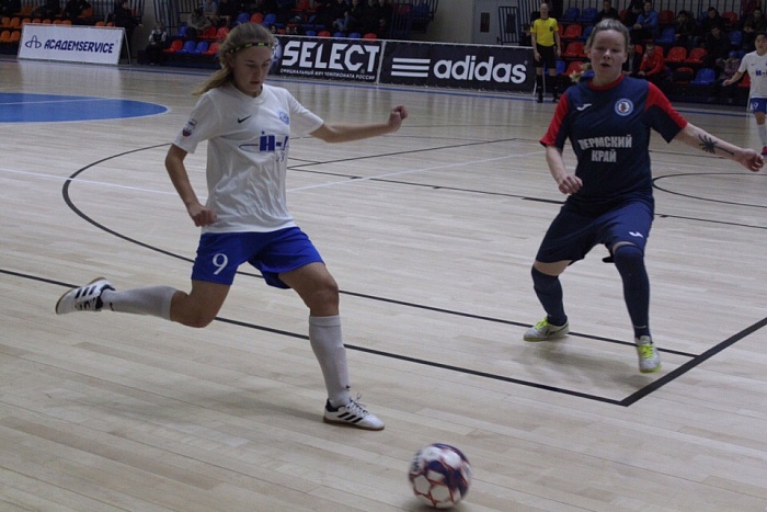 Евгения Монахова: «Расстраиваюсь, когда не забивает команда»