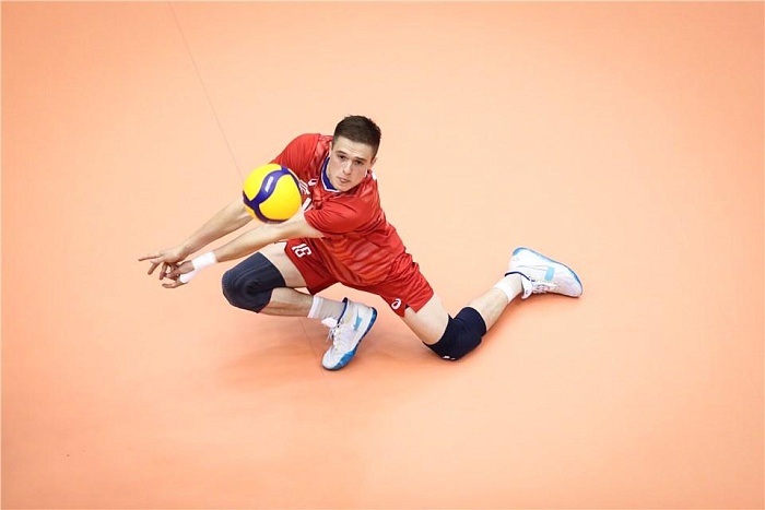 Андреев тащил в защите, но сборной это не помогло