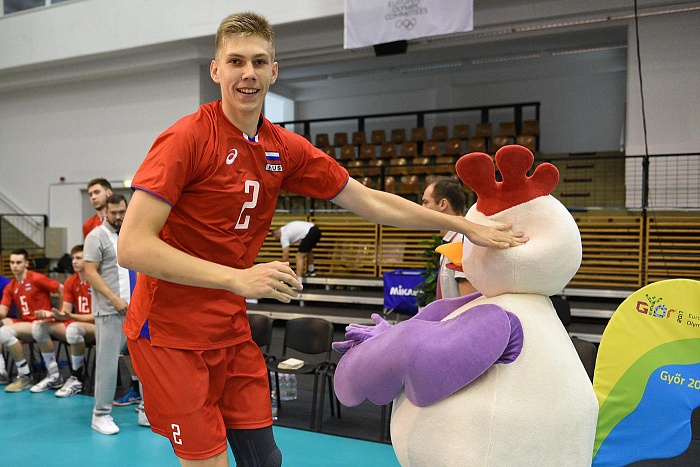 Виталий Дикарев вернулся в «Факел»