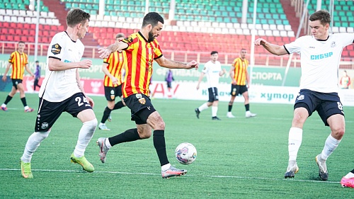 «Балтика» идёт впереди, а ФК «Тюмень» замыкает таблицу Первой лиги