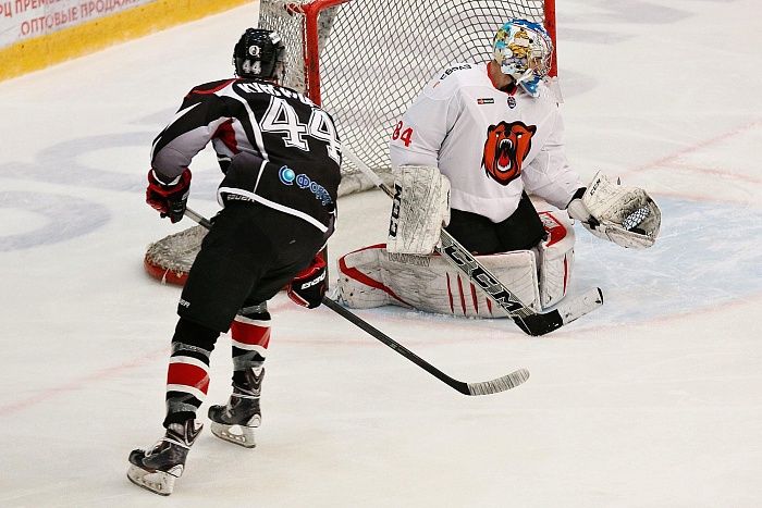 Фото Владимира ОГНЁВА.