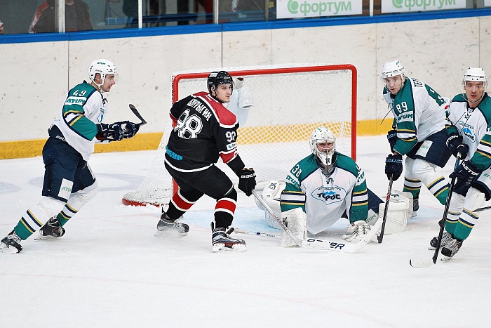 Фото Владимира ОГНЁВА