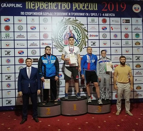 В борьбе завоевали путевки на первенство планеты