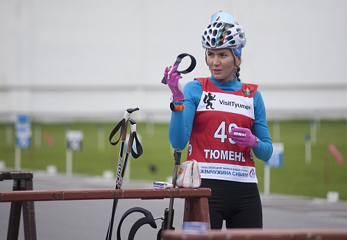 Биатлонистки начали тюменский сбор