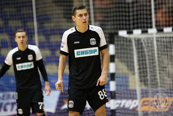 Успешный вояж дублёров МФК «Тюмень» без лидеров в Новосибирск