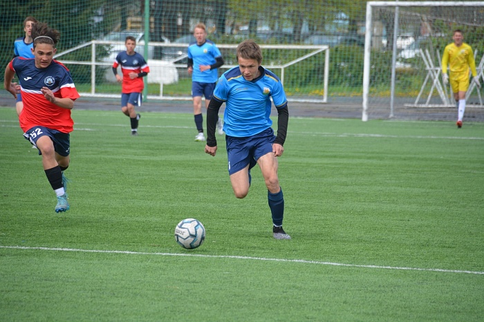 Юные футболисты тобольского «Тобола» неудачно начали домашний тур