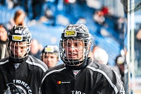 Команда Молодёжной хоккейной лиги «Тюменский Легион» 25 и 26 июля проведёт контрольные матчи на домашнем льду
