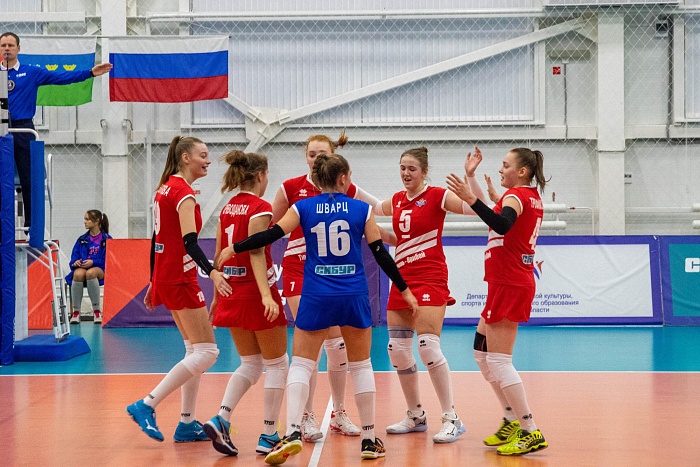 Одиннадцать тюменок дебютировали  в лиге «А»