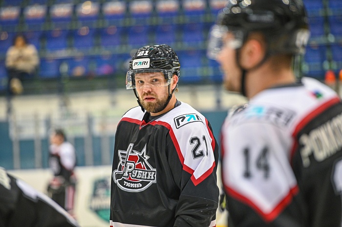 Тюменский «Рубин» в финале хоккейного турнира «PARI Кубок Союза» в Жлобине сыграет с местным «Металлургом»