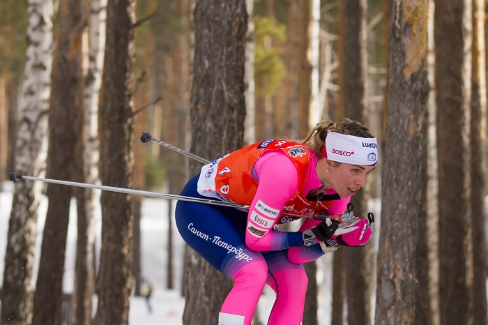 Чемпионат России по лыжным гонкам в Тюмени. 6-й соревновательный день. Женский масс-старт