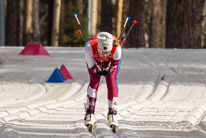 Чемпионат России по лыжным гонкам в Тюмени. 6-й соревновательный день. Женский масс-старт