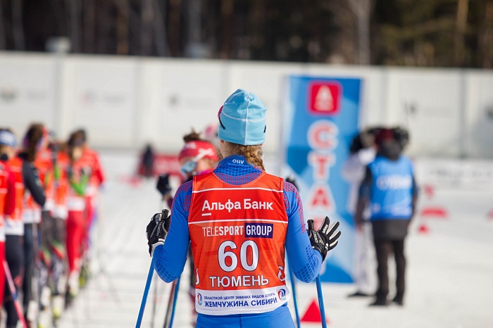 Чемпионат России по лыжным гонкам в Тюмени. 6-й соревновательный день. Женский масс-старт