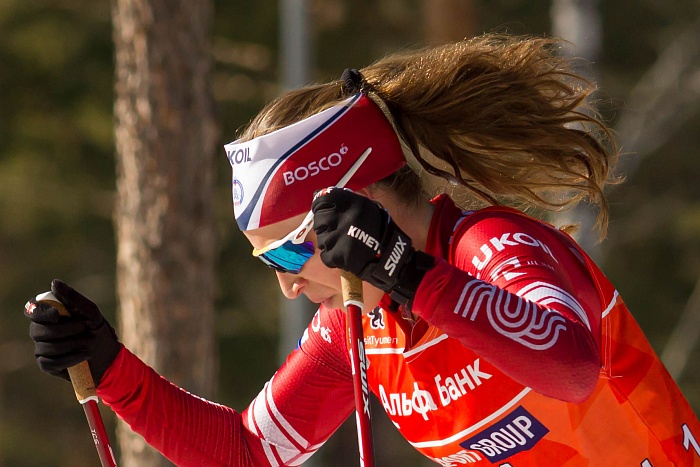 Чемпионат России по лыжным гонкам в Тюмени. 6-й соревновательный день. Женский масс-старт