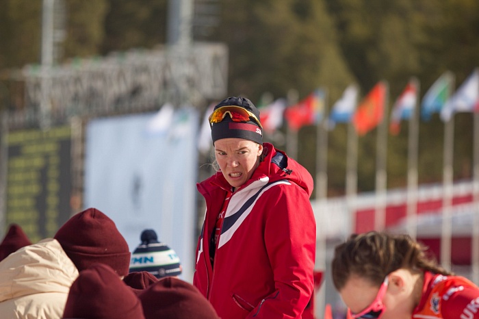 Чемпионат России по лыжным гонкам в Тюмени. 6-й соревновательный день. Женский масс-старт
