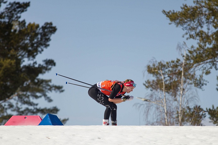 Чемпионат России по лыжным гонкам в Тюмени. 6-й соревновательный день. Женский масс-старт