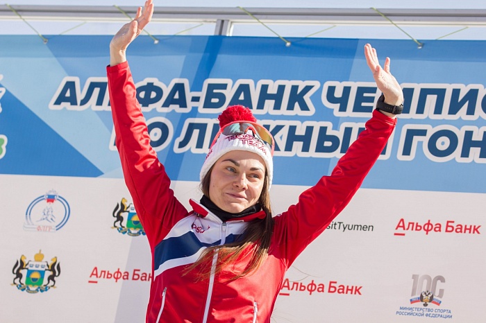 Чемпионат России по лыжным гонкам в Тюмени. 6-й соревновательный день. Женский масс-старт