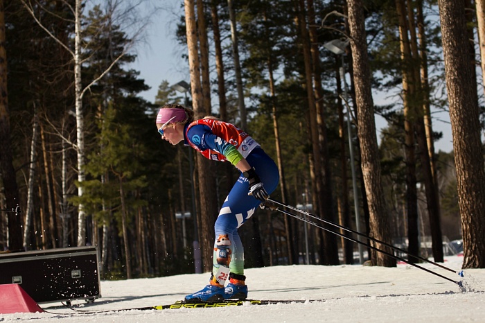 Чемпионат России по лыжным гонкам в Тюмени. 6-й соревновательный день. Женский масс-старт